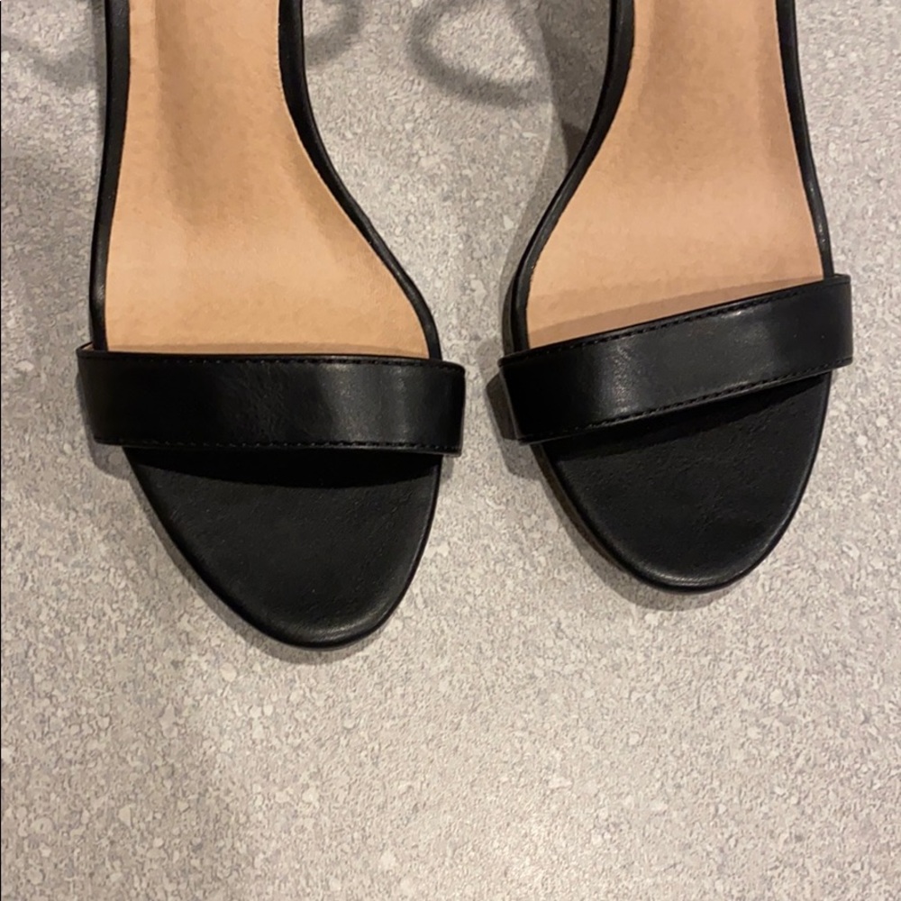 NWOT Black Madden Girl Heels - Picture 6 of 12